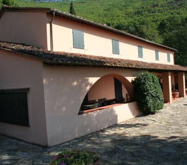 Rustico/Casale in vendita a Vicopisano (Pisa)