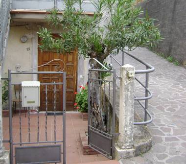 Casa indipendente in vendita a Lauria, Frazione Lauria Inferiore