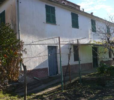 Rustico/Casale in vendita a Diano San Pietro, Frazione Moltedo