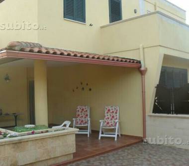 Affitto Casa Vacanze a Melendugno (Lecce), Viale delle Stelle 2