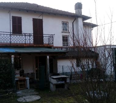Casa indipendente in vendita a Sangiano (Varese)