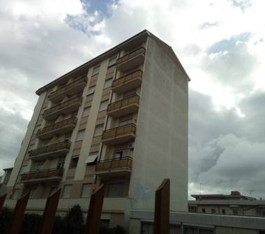 Palazzo/Stabile in vendita a Sassari (Sassari)