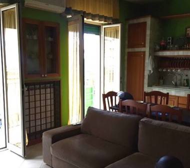 Stabile/Palazzo in vendita a Napoli, Zona San Carlo all'Arena