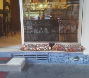 Bar in vendita a Bologna, Zona Mazzini