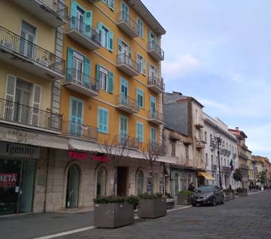 Trilocale in affitto a Avellino, Frazione Centro città