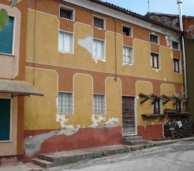 Porzione di casa in vendita a Altissimo, Frazione Campanella