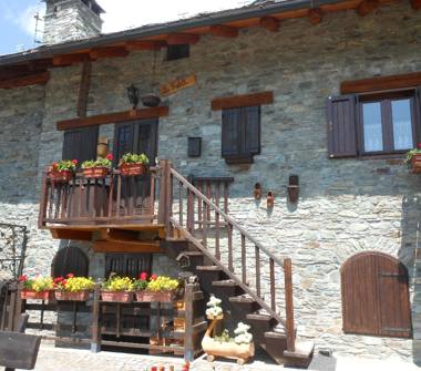 Casa indipendente in affitto a La Magdeleine, Frazione Vieu, Vieu 19