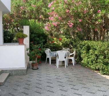 Trilocale in affitto a Lecce, Frazione San Cataldo