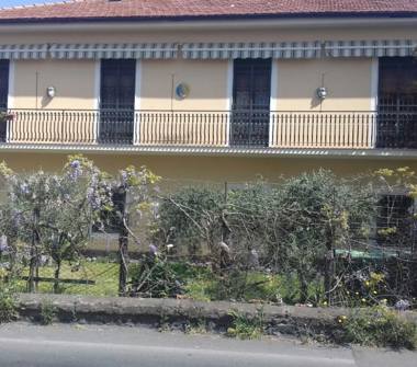 Altro in vendita a Camporotondo Etneo, Frazione Piano Tavola