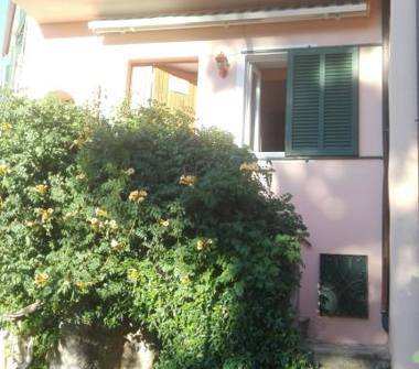 Casa indipendente in vendita a Marciana, Frazione Poggio