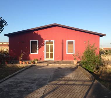 Casa indipendente in vendita a Melilli, Frazione Villasmundo