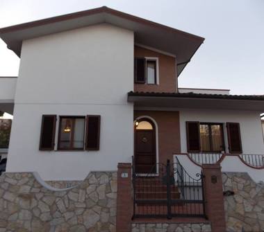 Villa in vendita a Rosignano Marittimo (Livorno)
