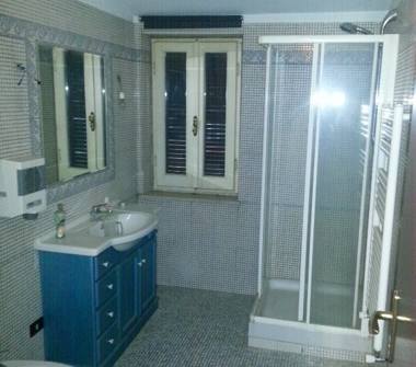 Casa indipendente in vendita a Frosinone (Frosinone)