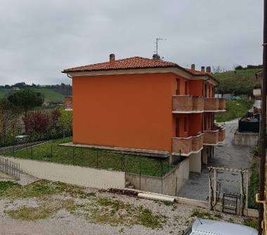 Villetta a schiera in vendita a Urbino, Frazione Gadana