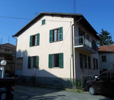 Casa indipendente in vendita a Ovada (Alessandria)