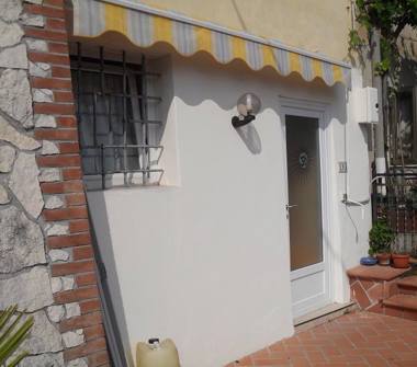 Quadrilocale in vendita a Schio, Frazione Poleo, Via Cappuccini 18