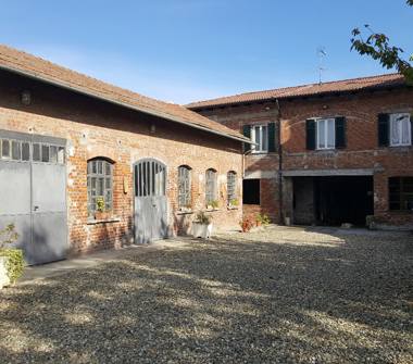 Casa indipendente in vendita a Alessandria, Frazione Cantalupo
