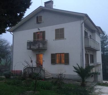 Casa indipendente in vendita a Serra de' Conti (Ancona)