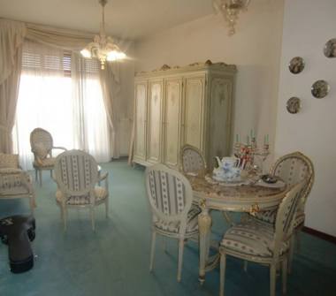 Quadrilocale in vendita a Rivalta di Torino, Frazione Tetti Francesi