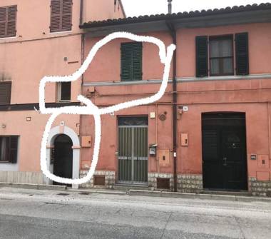 Casa indipendente in vendita a Jesi (Ancona)