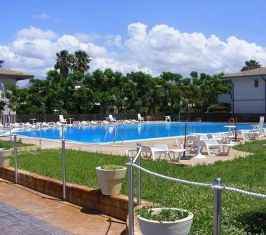 Offerta Vacanze Residence a Campofelice di Roccella (Palermo)