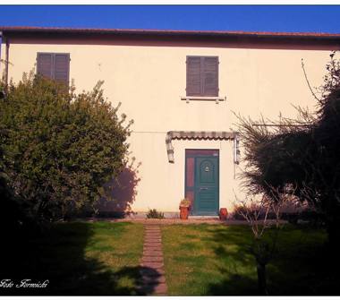 Rustico/Casale in vendita a Viareggio (Lucca)