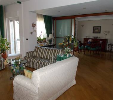 Appartamento in vendita a Napoli, Zona Soccavo