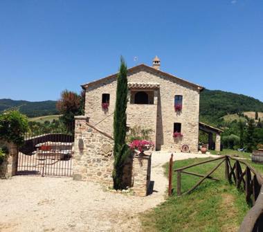 Rustico/Casale in vendita a Umbertide, Frazione Niccone