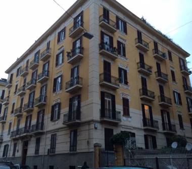 Appartamento in vendita a Napoli, Zona Chiaia