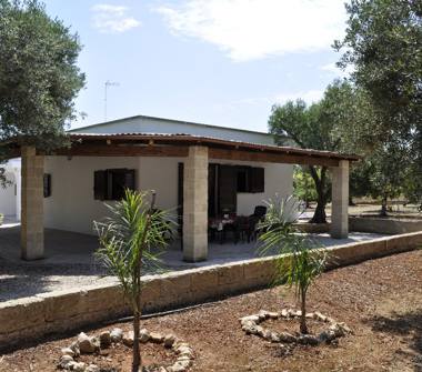 Affitto Villa Vacanze a Salve, Frazione Torre Pali