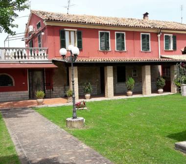 Casa indipendente in vendita a Colli al Metauro (Pesaro e Urbino)
