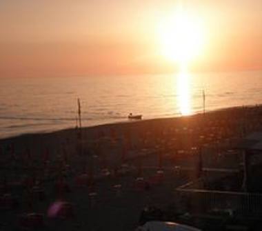 Affitto Appartamento Vacanze a Anzio, Frazione Lavinio-Lido di Enea, Lungomare Enea 42