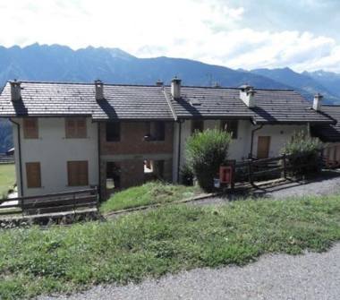 Villetta a schiera in vendita a Civo, Frazione Bedoglio