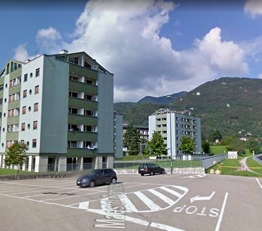 Trilocale in vendita a Erba (Como)