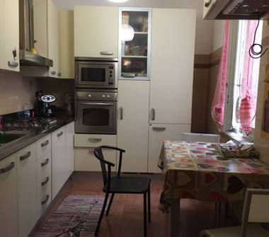 Affitto Stanza Singola a Parma, Zona Centro Storico, Strada Cavour 30