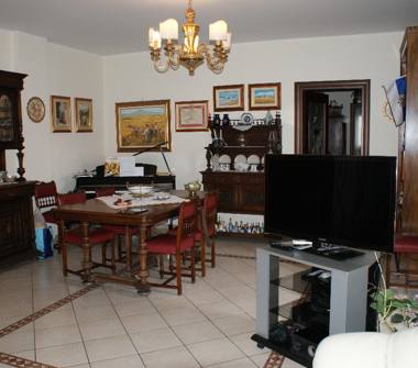 Appartamento in vendita a Tremestieri Etneo (Catania)