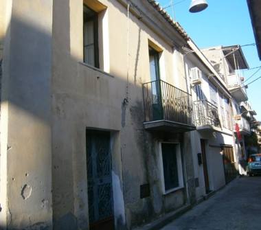 Casa indipendente in vendita a Siderno, Frazione Siderno Superiore