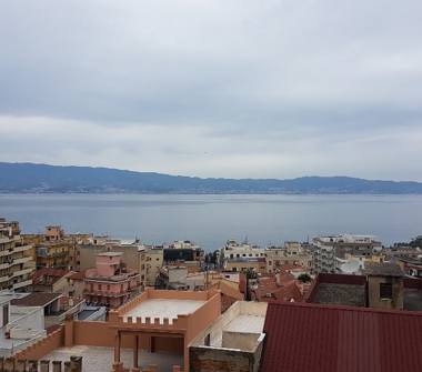 Quadrilocale in vendita a Reggio Calabria, Frazione Centro città