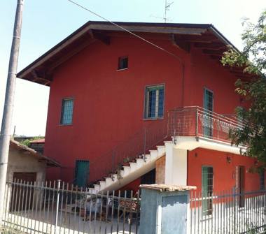 Casa indipendente in vendita a Sant'Omero (Teramo)