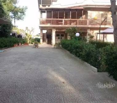 Affitto Villa Vacanze a Pulsano, Frazione Bosco Caggione