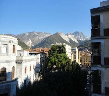 Appartamento in vendita a Carrara (Massa-Carrara)