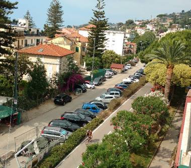 Quadrilocale in vendita a Taggia, Frazione Arma Di Taggia