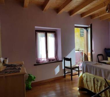 Casa indipendente in vendita a Pieve di Bono-Prezzo (Trento)