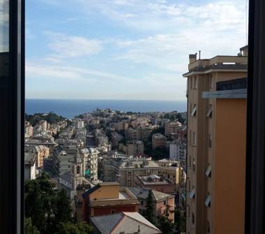 Quadrilocale in vendita a Genova, Zona Borgoratti