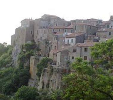 Appartamento in vendita a Farnese (Viterbo)