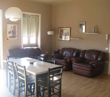 Affitto Stanza Singola a Foggia (Foggia), Piazza Camillo Benso Cavour 4