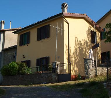 Casa indipendente in vendita a Santa Fiora (Grosseto)