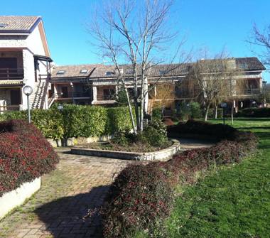 Villetta a schiera in vendita a San Massimo, Frazione Contrada Canonica