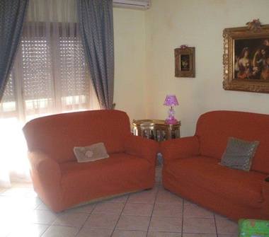 Quadrilocale in vendita a Tivoli, Frazione Villa Adriana