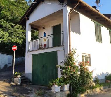 Casa indipendente in vendita a Sarezzano (Alessandria)